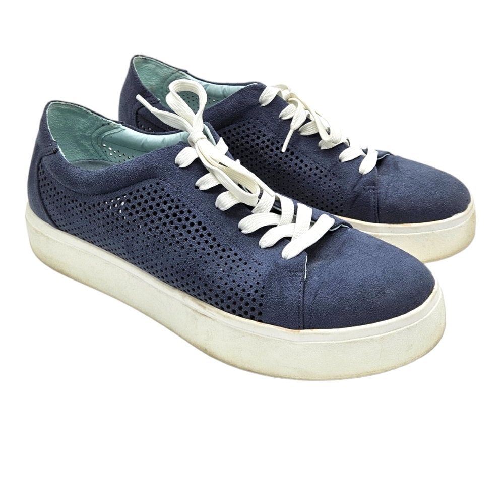 Dr. Scholl's Shoes Kinney Lace Fashion Sneaker, Hydrangea Cool Microfibe